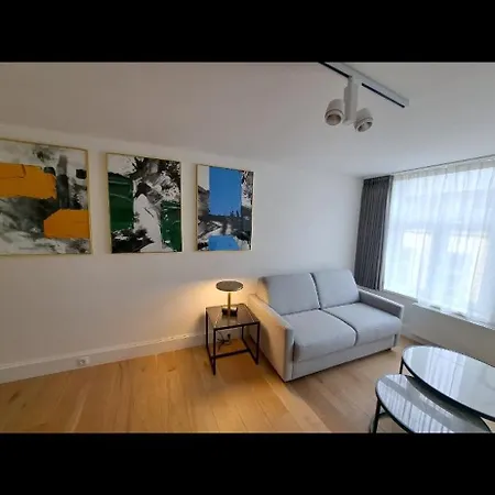 Belland Lägenhet Mons